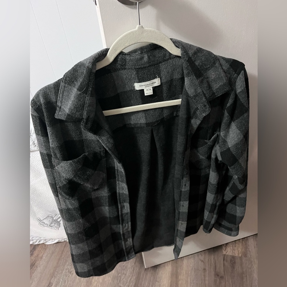 Beachlunchlounge Charcoal Plaid Top